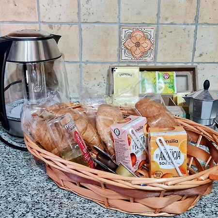 B&B Camera Delle Camelie Palestrina Ngoại thất bức ảnh
